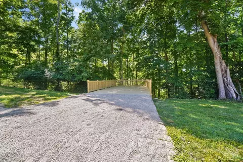 Exterior - 8755 Arborcrest Dr, Cincinnati, OH 45236 photo 17 of 22