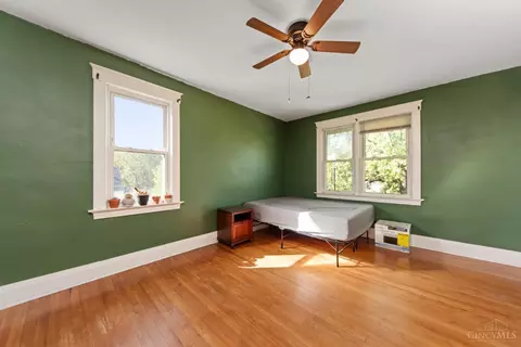 Bedroom - 649 Harmes Ave, Reading, OH 45215 photo 3 of 4