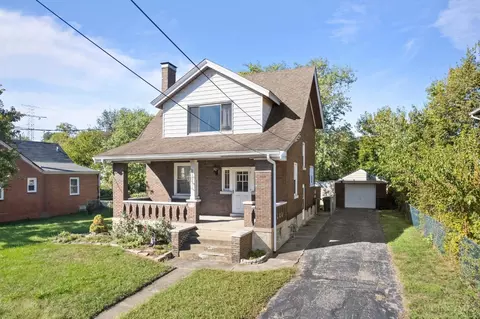Exterior - 649 Harmes Ave, Reading, OH 45215 photo 2 of 8