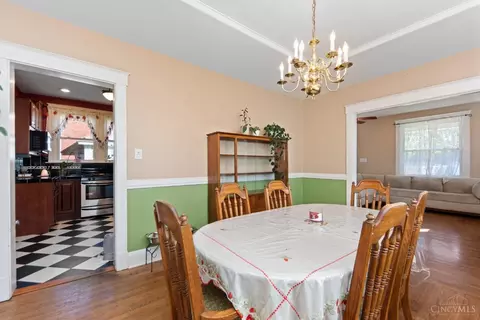Dining - 649 Harmes Ave, Reading, OH 45215 photo 3 of 3