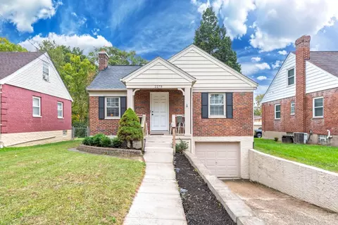 2273 Rosedale Ave, Golf Manor, OH 45237