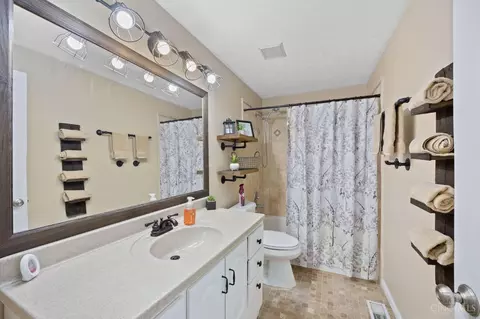 Bath - 705 Britt Pl, Mason, OH 45040 photo 1 of 3
