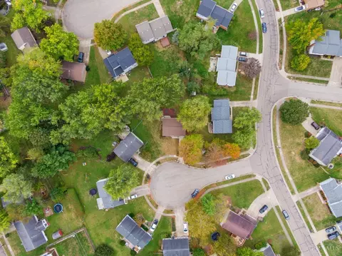 View/Area - 705 Britt Pl, Mason, OH 45040 photo 2 of 4