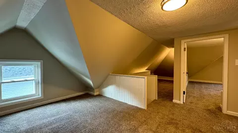 271 Avalon St, Cincinnati, OH 45216 photo 33