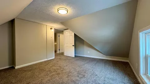 271 Avalon St, Cincinnati, OH 45216 photo 35