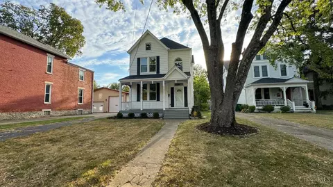 271 Avalon St, Cincinnati, OH 45216