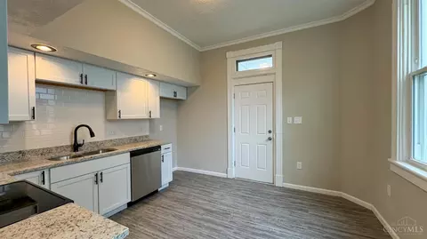 271 Avalon St, Cincinnati, OH 45216 photo 13