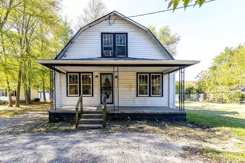 5023 St Rt 132, Batavia, OH 45103