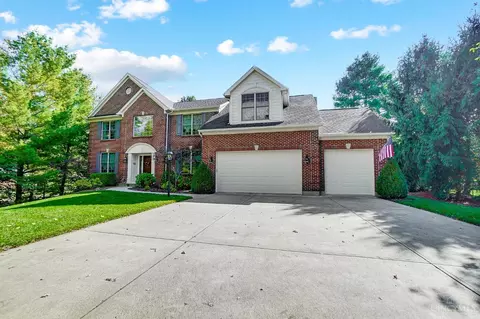 806 Walnut Ridge Dr, Loveland, OH 45140