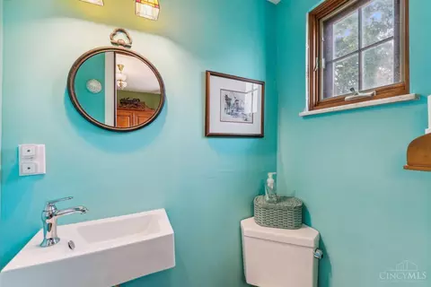 Bath - 1973 Madison Ave, Mount Healthy, OH 45231 photo 1 of 4
