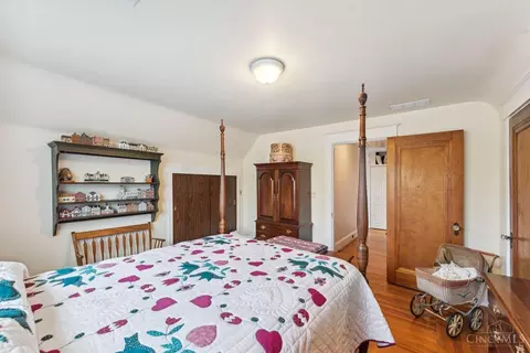 Bedroom - 1973 Madison Ave, Mount Healthy, OH 45231 photo 5 of 6