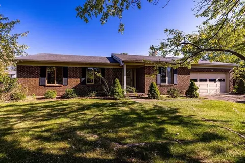 8 Barbara Ave, Hamilton, OH 45013