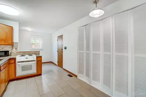Other - 10065 Pippin Rd, Cincinnati, OH 45231 photo 4 of 11