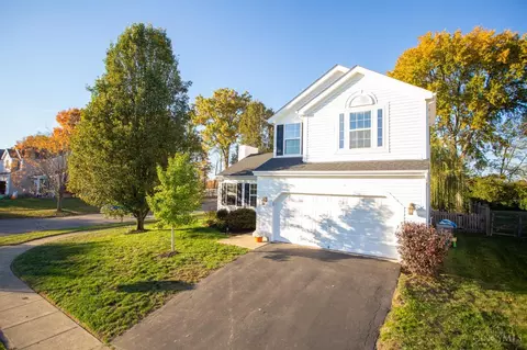 880 Weeping Willow Ln, Hamilton Township, OH 45039