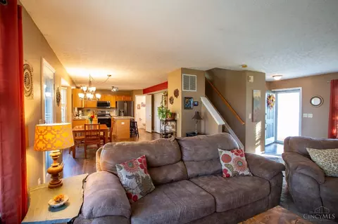 Other - 880 Weeping Willow Ln, Hamilton Township, OH 45039 photo 3 of 9