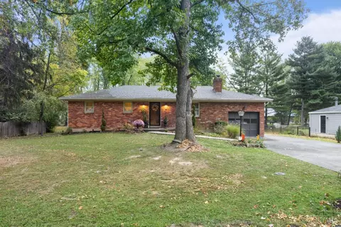 38 Hitchcock Ln, Amelia, OH 45102