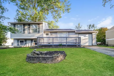 215 Deer Creek Dr, Amelia, OH 45102