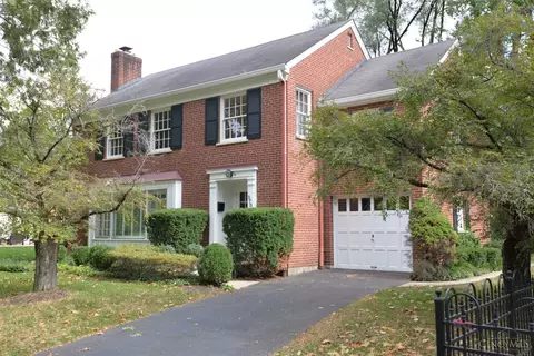 3706 Pleasant St, Mariemont, OH 45227