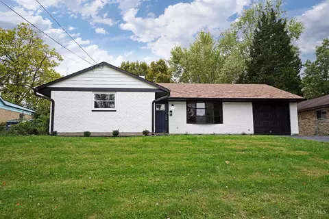 451 Ballyclare Ter, Cincinnati, OH 45240