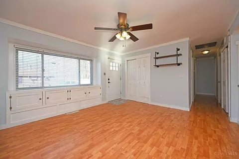 Living - 603 Comet Dr, Cincinnati, OH 45244 photo 2 of 6