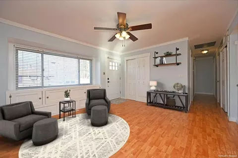 Living - 603 Comet Dr, Cincinnati, OH 45244 photo 4 of 6