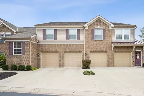 8033 Oakbridge Way, Cincinnati, OH 45248