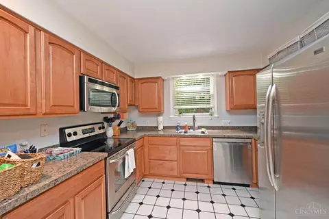 6058 Stirrup Rd, Cincinnati, OH 45244 photo 14