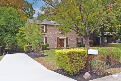 6058 Stirrup Rd, Cincinnati, OH 45244 photo 4