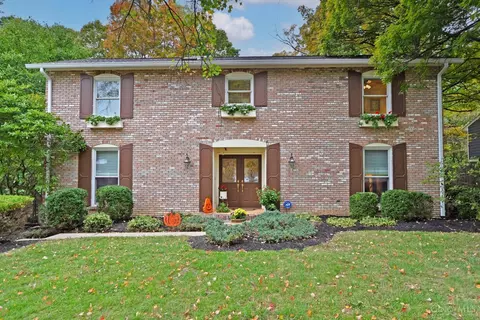 6058 Stirrup Rd, Cincinnati, OH 45244