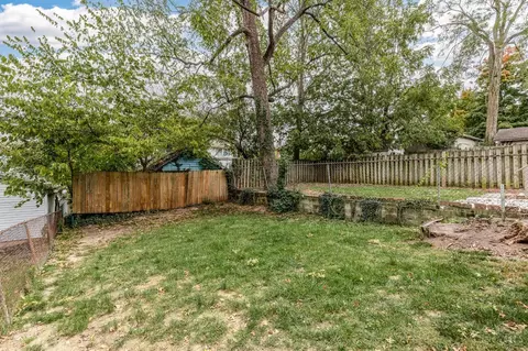 Exterior - 3636 Monteith Ave, Cincinnati, OH 45208 photo 3 of 4