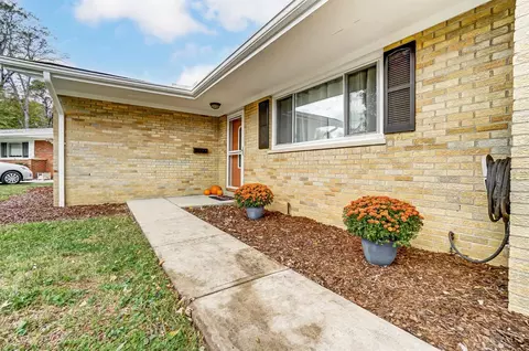 Exterior - 5968 Wayside Ct, Cincinnati, OH 45230 photo 3 of 17