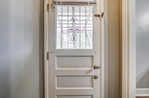 Entry Way - 5968 Wayside Ct, Cincinnati, OH 45230 photo 6 of 6