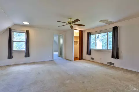 910 Hill Ln, Springfield Twp, OH 45224 photo 23