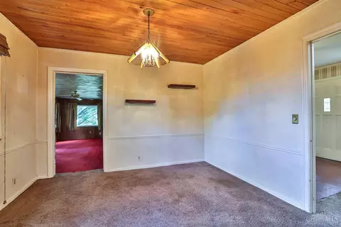 910 Hill Ln, Springfield Twp, OH 45224 photo 13