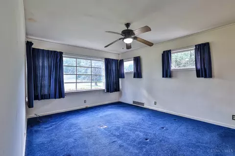 910 Hill Ln, Springfield Twp, OH 45224 photo 19