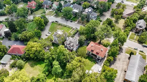 View/Area - 952 Marion Ave, Cincinnati, OH 45229 photo 1 of 1