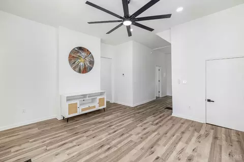 3577 Wilson Ave, Cincinnati, OH 45229 photo 17