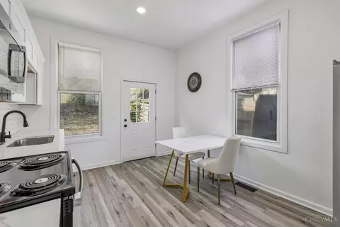3577 Wilson Ave, Cincinnati, OH 45229 photo 19