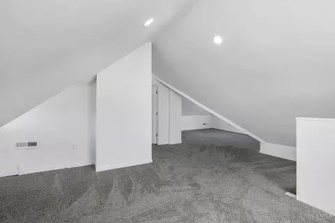 3577 Wilson Ave, Cincinnati, OH 45229 photo 33