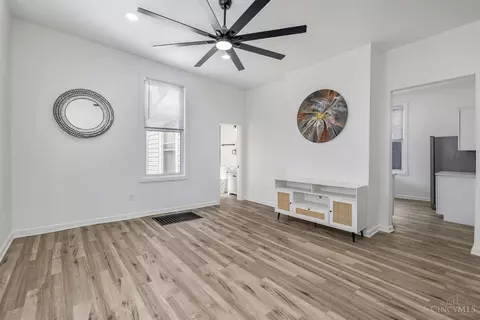 3577 Wilson Ave, Cincinnati, OH 45229 photo 18