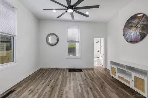 3577 Wilson Ave, Cincinnati, OH 45229 photo 14