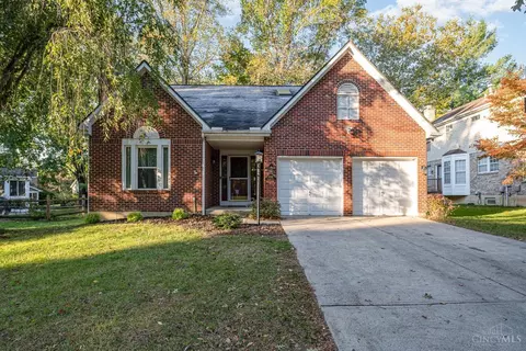 10045 Shelburn Dr, Loveland, OH 45140