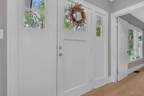 Entry Way - 209 Davis St, Lockland, OH 45215 photo 5 of 6