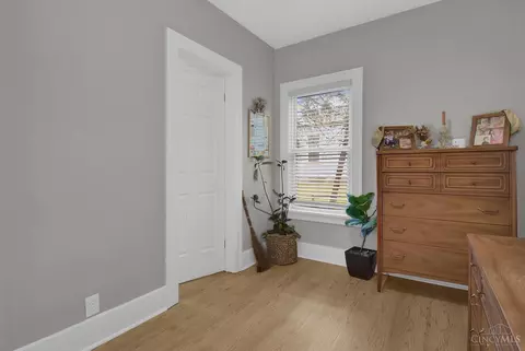 Bedroom - 209 Davis St, Lockland, OH 45215 photo 4 of 4