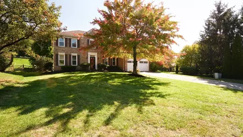 8892 Timberchase Ct, West Chester, OH 45069