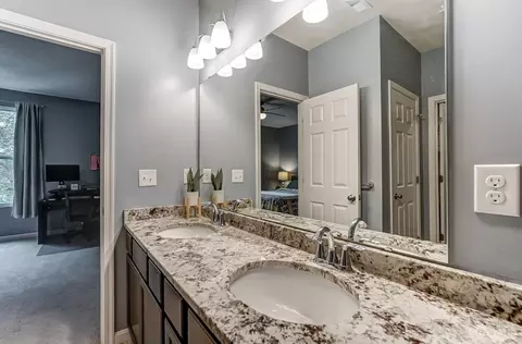 Bath - 1032 Misty Stream Dr, Cincinnati, OH 45231 photo 2 of 6