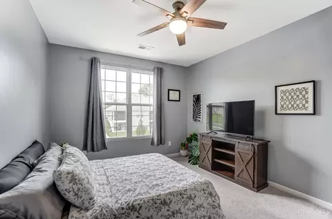Bedroom - 1032 Misty Stream Dr, Cincinnati, OH 45231 photo 5 of 6