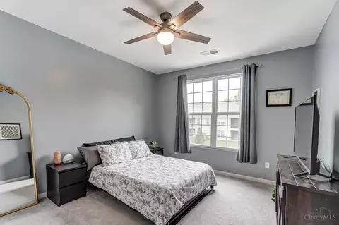 Bedroom - 1032 Misty Stream Dr, Cincinnati, OH 45231 photo 4 of 6