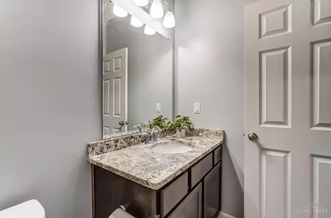 Bath - 1032 Misty Stream Dr, Cincinnati, OH 45231 photo 6 of 6