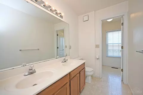 441 Ashworth Ct, Cincinnati, OH 45255 photo 38